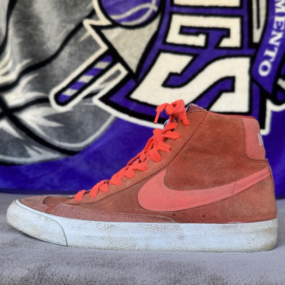 Size 9.5 - Nike‎ Blazer '77 Vintage Mid Firewood Orange